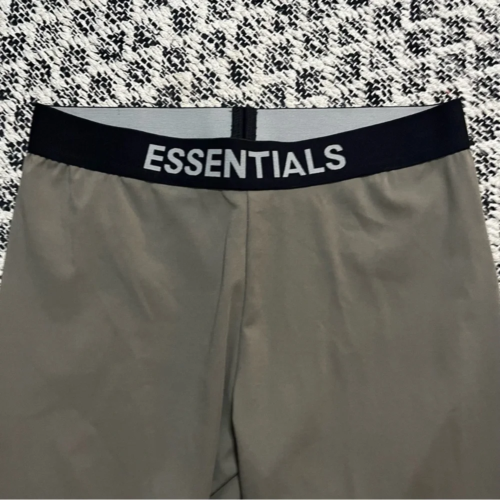 Fear of God Essentials Athletic Biker Short in Pistachio Size XS